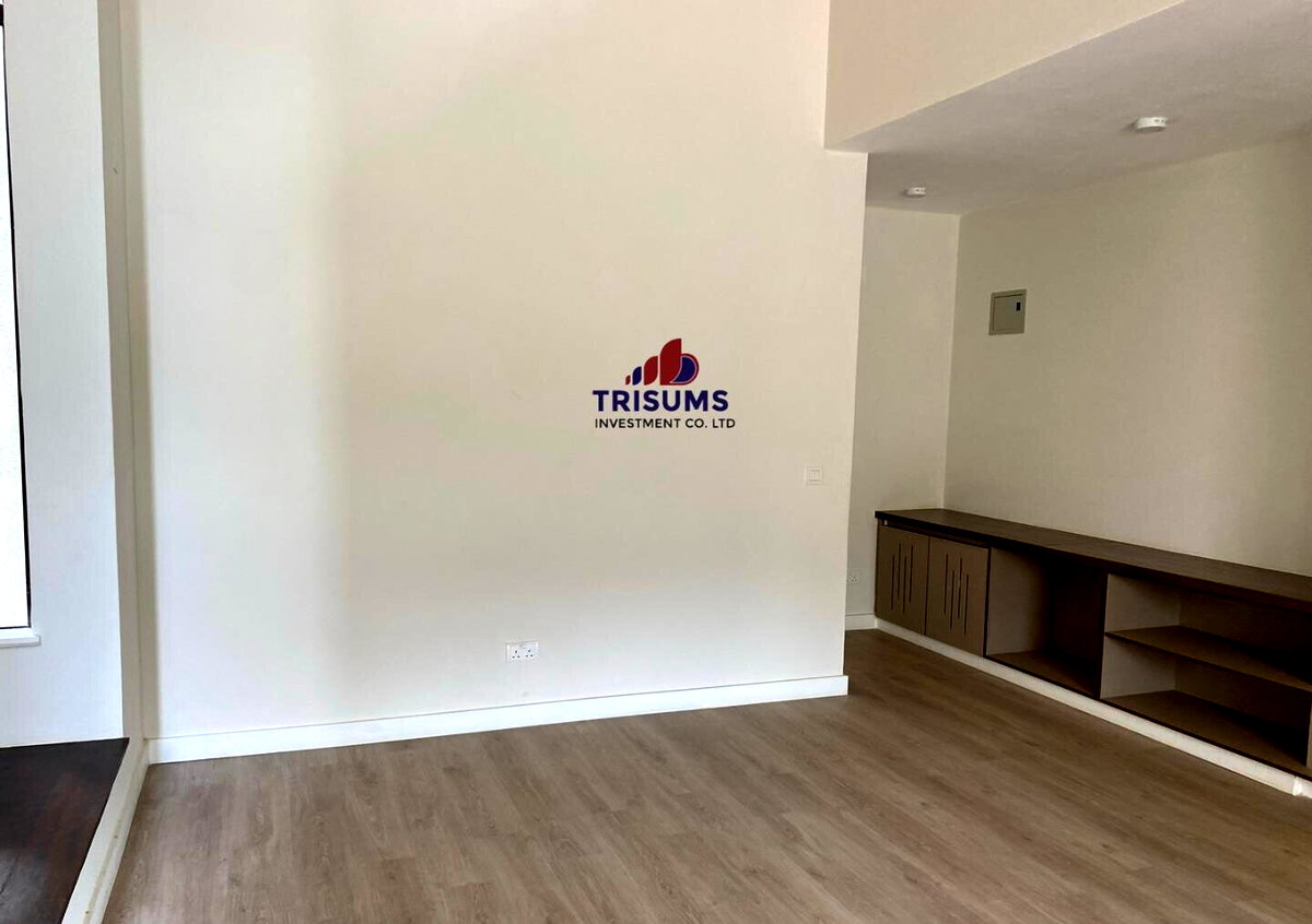4BR Townhouse with Study & Family Room - Lavington