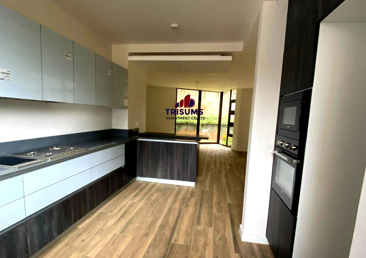 4BR Townhouse with Study & Family Room - Lavington