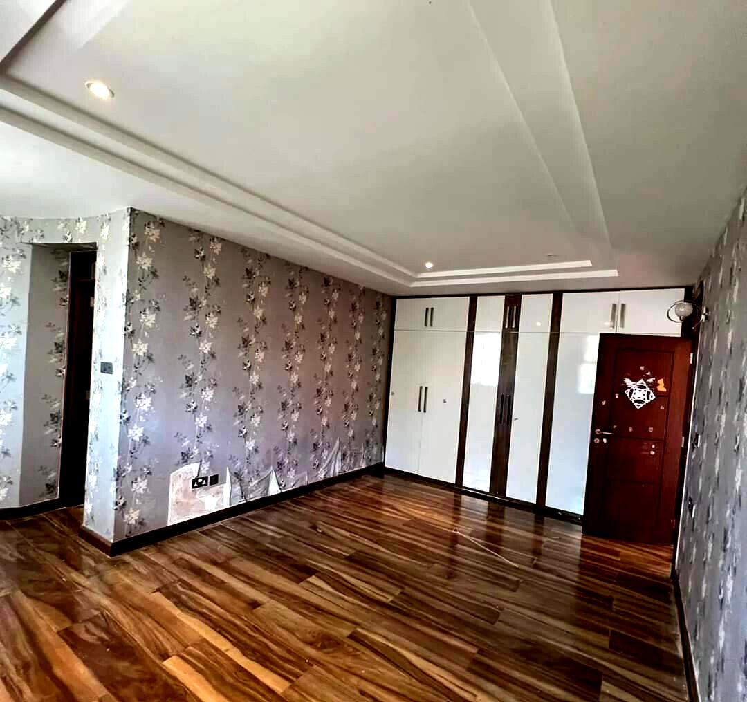 Modern 5BR Townhouse with Pool & Generator - Lavington Gated