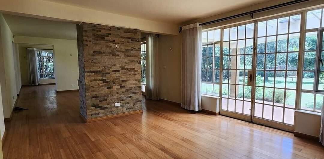 4-Bed Villa with Staff Quarters & UN Approval – Karen