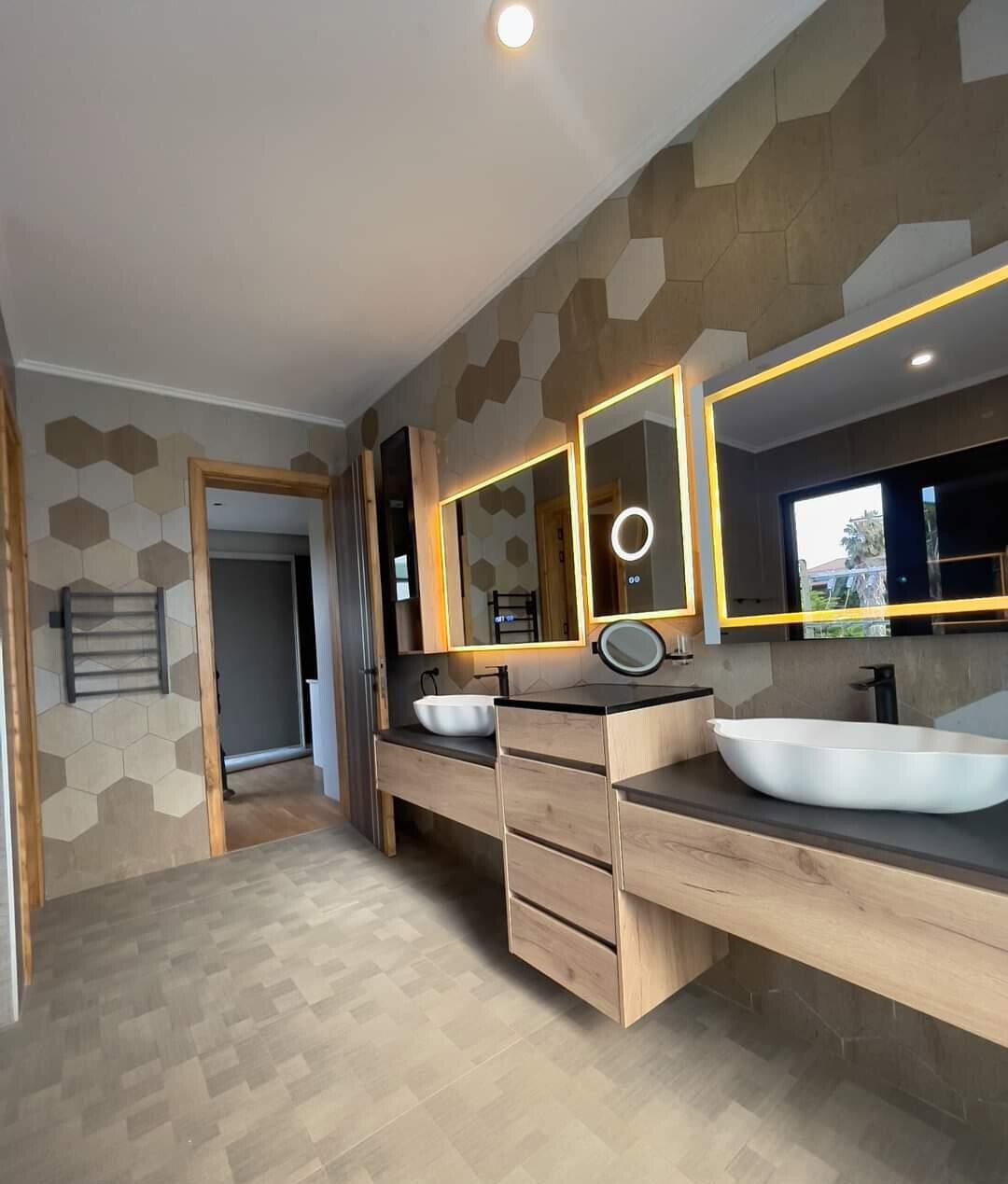 Luxury 5-Ensuite Townhouse with Private Pool & Lift - Lavington