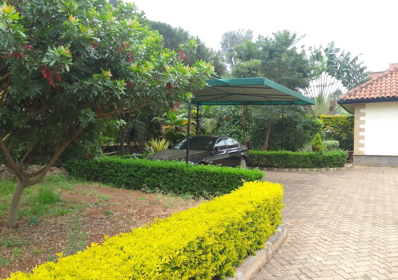 Homely 5-Ensuite Townhouse with Backup Generator – Karen
