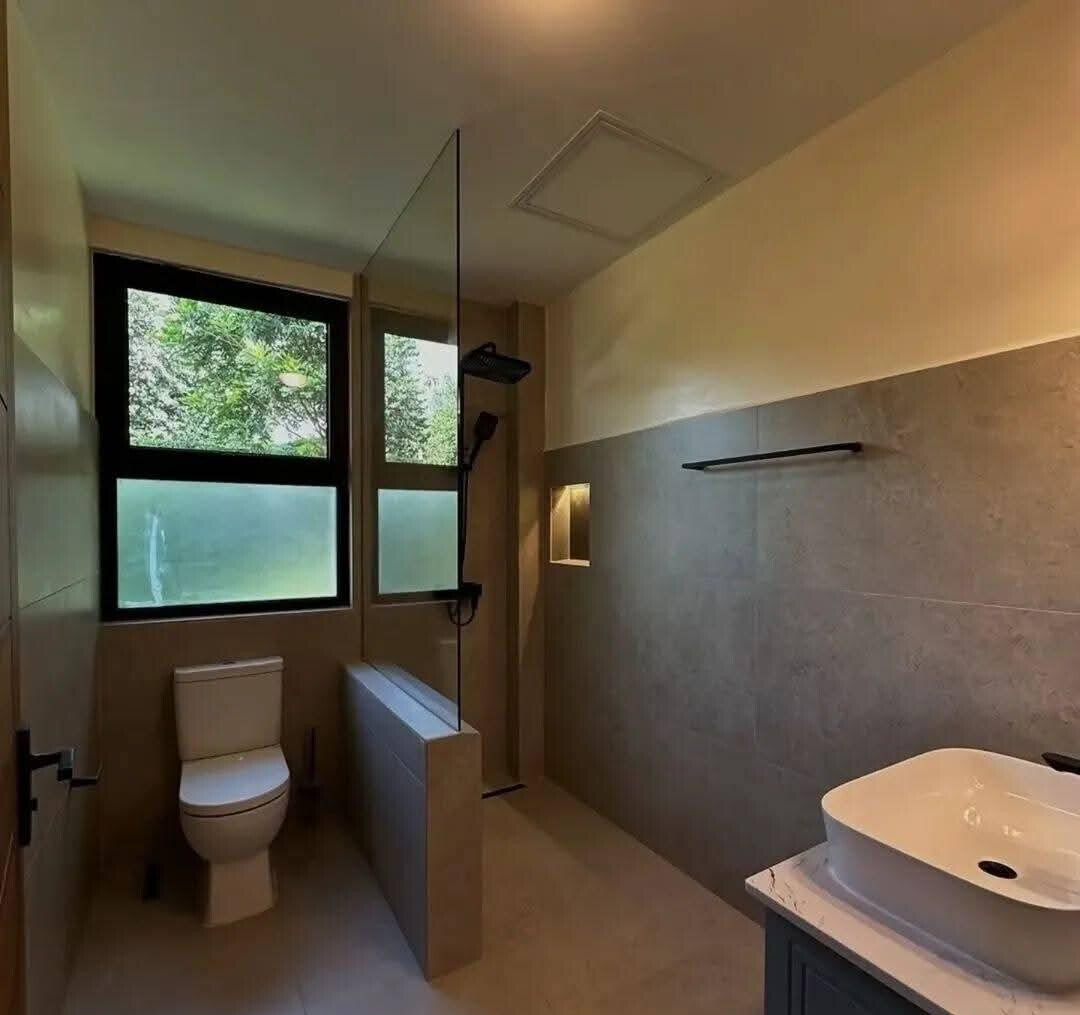 Half-Acre 5BR Mansion with Attic Lounge & Study - Runda