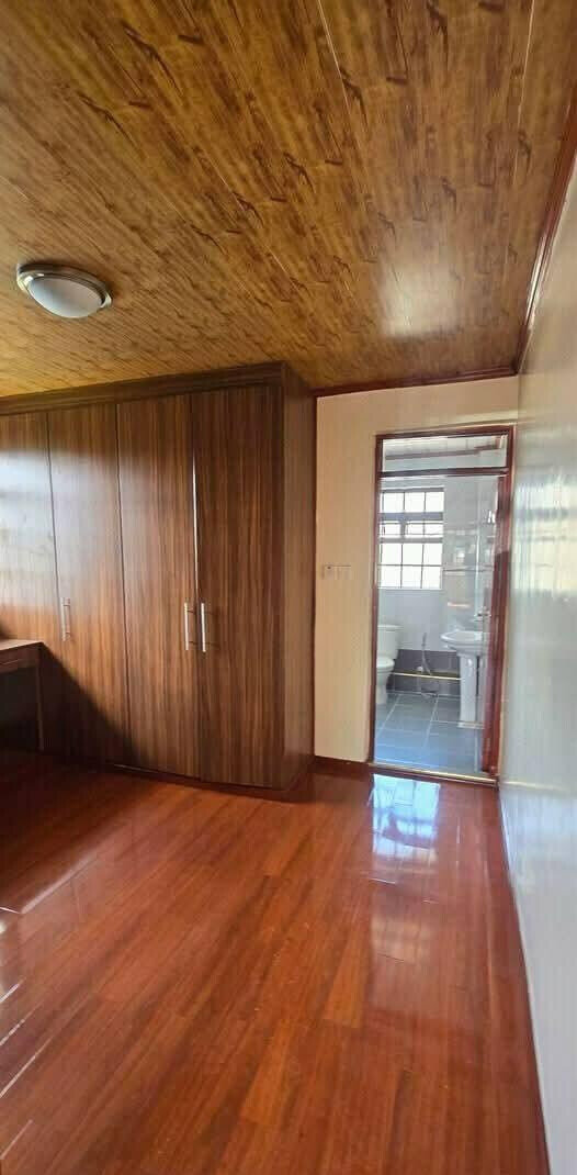0.14 Acre 6BR Haven at KSh 550K