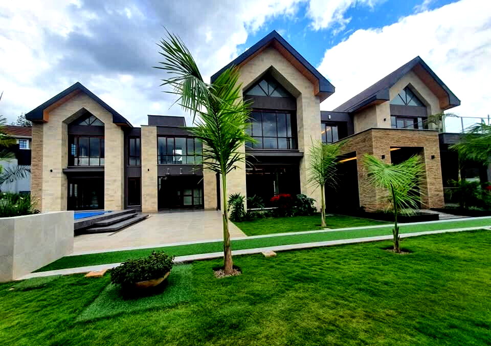 Ambassadorial 5BR All-Ensuite with Private Pool & Fountain - Runda