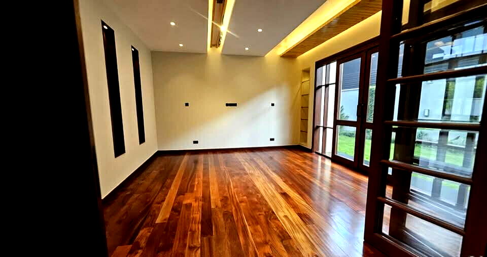 Ambassadorial 5BR All-Ensuite with Private Pool & Fountain - Runda