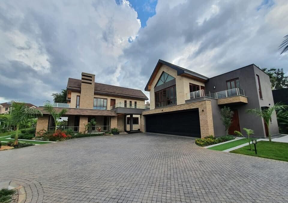 Ambassadorial 5BR All-Ensuite with Private Pool & Fountain - Runda
