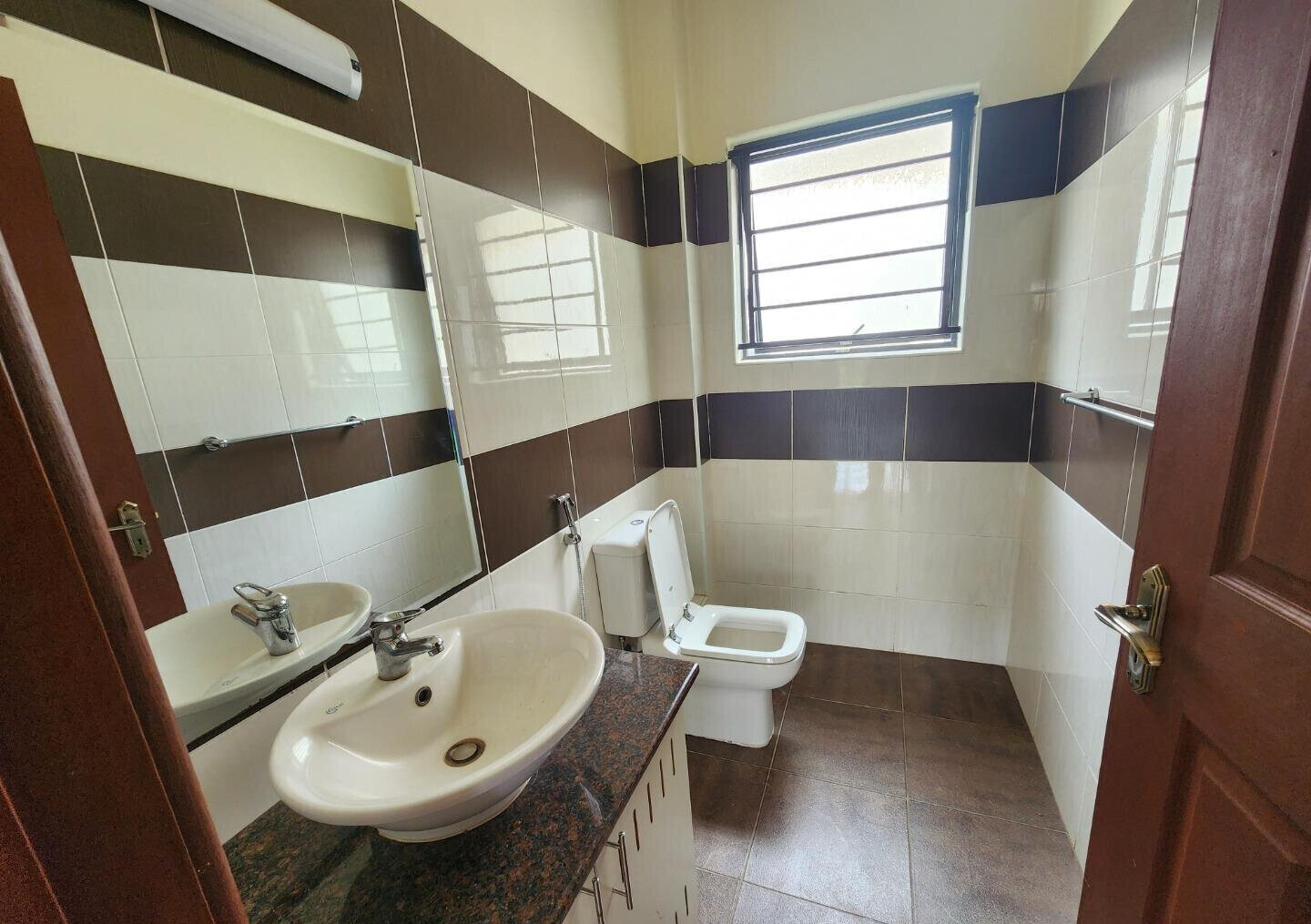 2BR All Ensuite with Balcony & City Views - Sohail Palm, Westlands