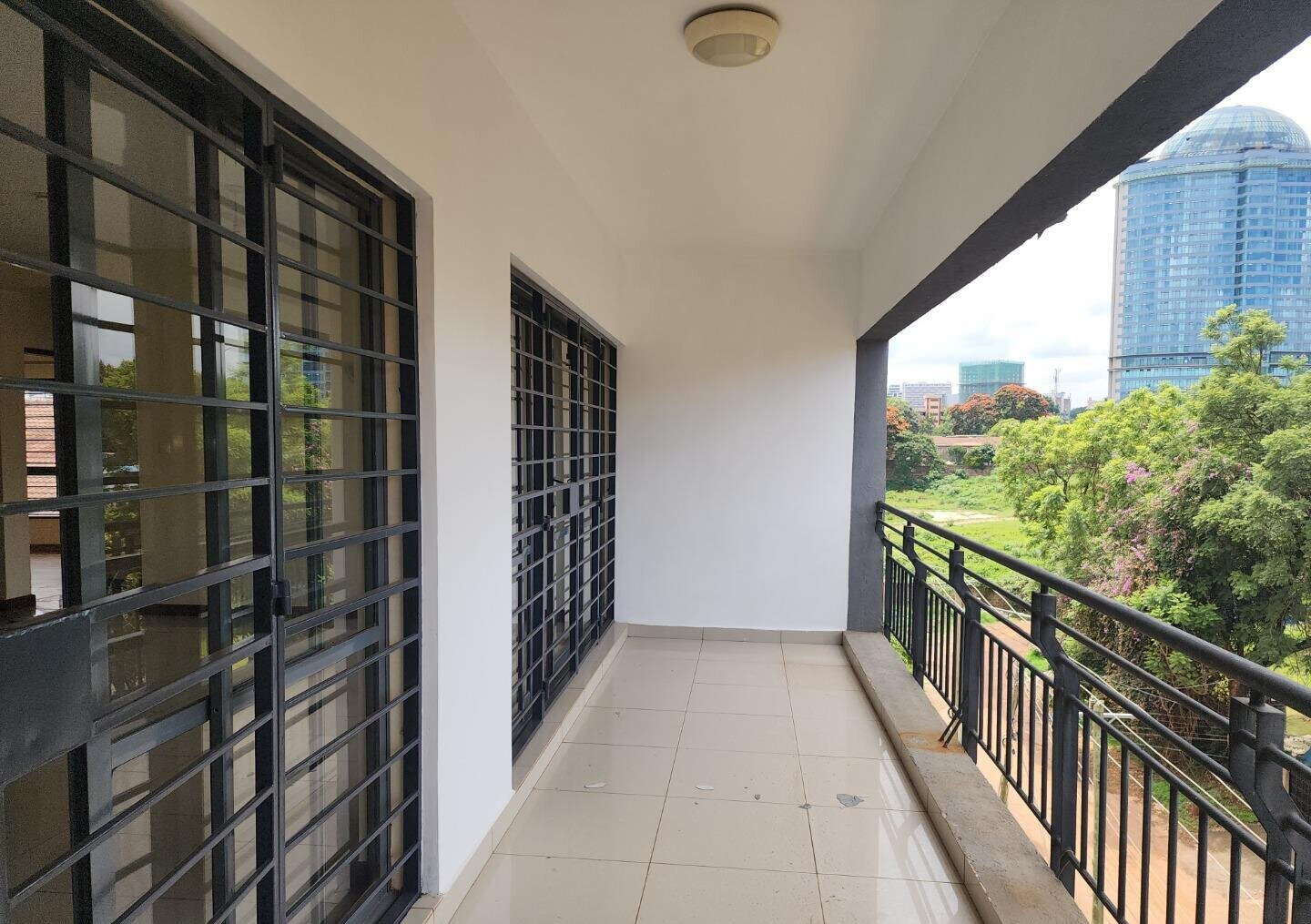2BR All Ensuite with Balcony & City Views - Sohail Palm, Westlands