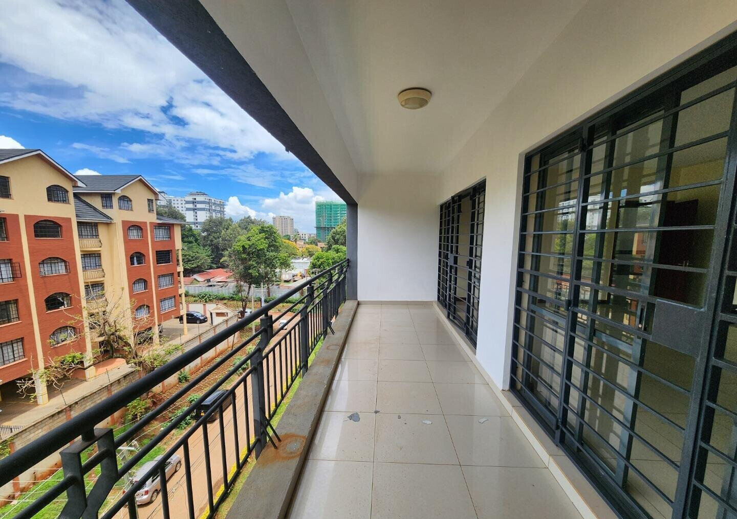 2BR All Ensuite with Balcony & City Views - Sohail Palm, Westlands