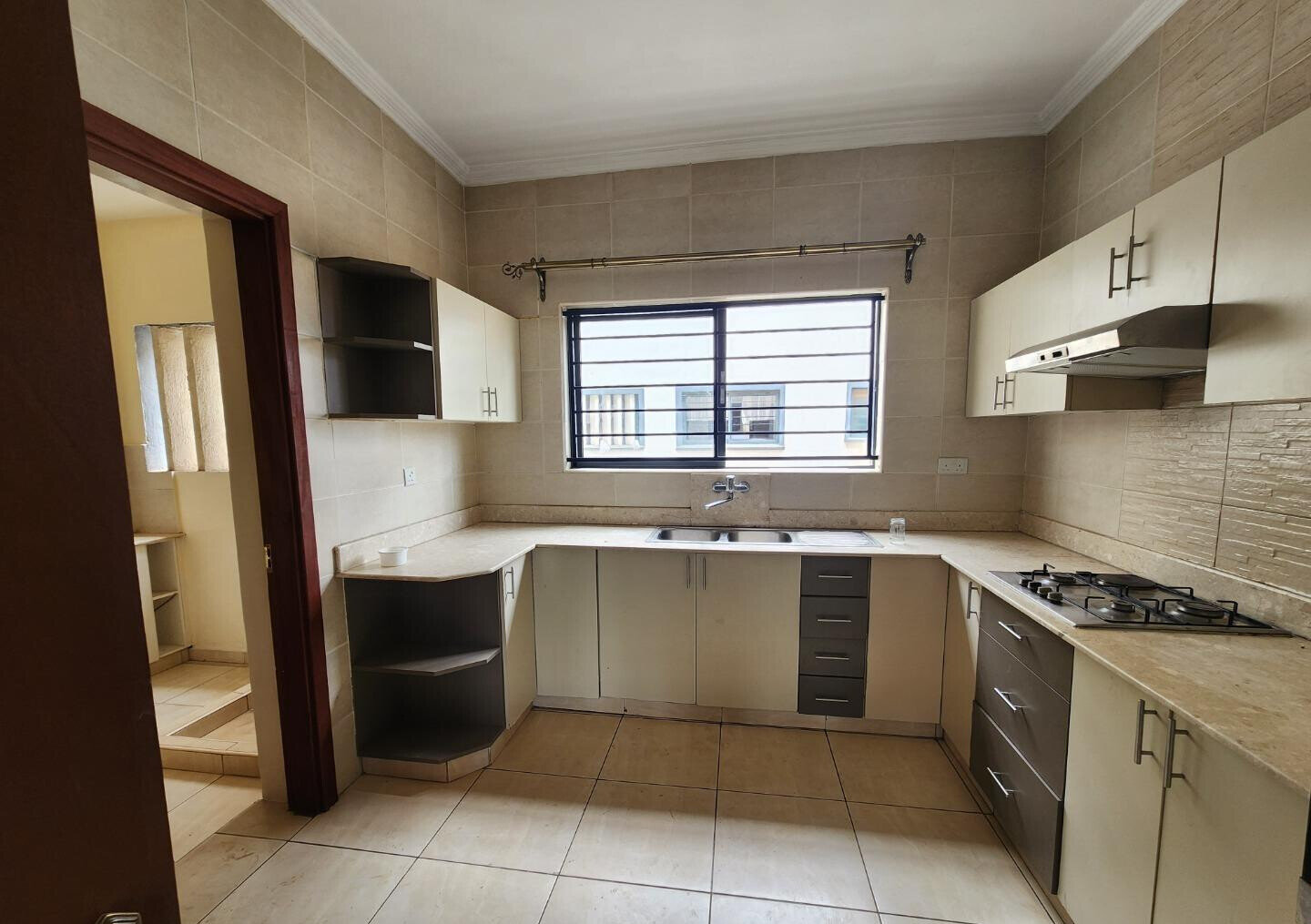 2BR All Ensuite with Balcony & City Views - Sohail Palm, Westlands