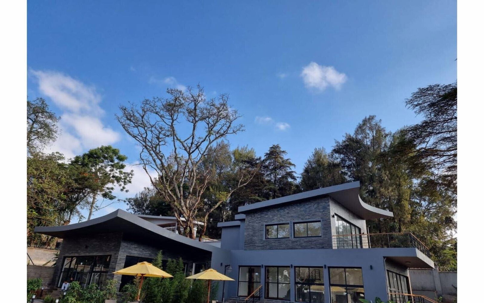 5-Ensuite Townhouse with Clubhouse & Heated Pool - Loresho