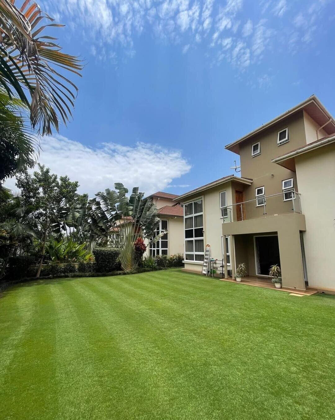 4BR All-Ensuite Townhouse with Private Garden - Iguta Paradise, Runda