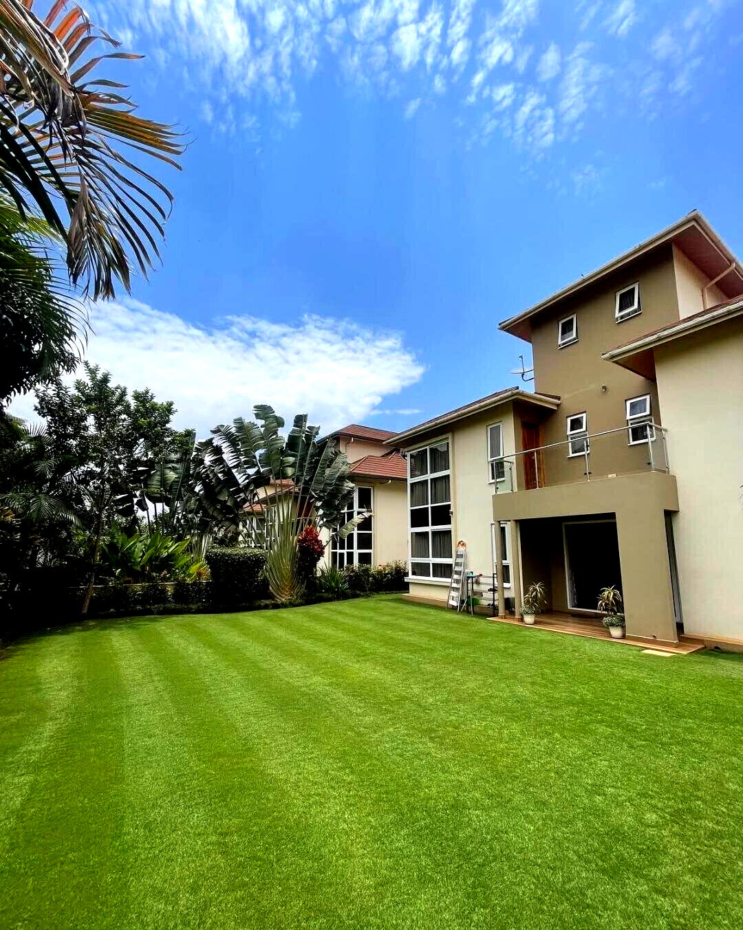 4BR All-Ensuite Townhouse with Private Garden - Iguta Paradise, Runda