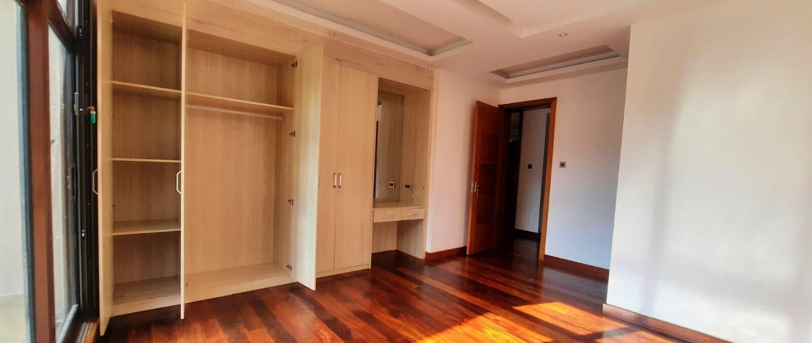 Exclusive 4-Unit Compound Townhouse with DSQ - Lavington