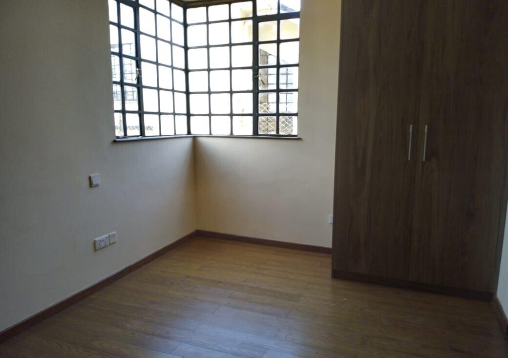 4BR Townhouse with Fireplace & Kitisuru Greens View
