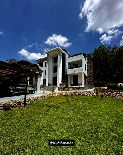 KSh 150M 7BR Townhouse with Garden