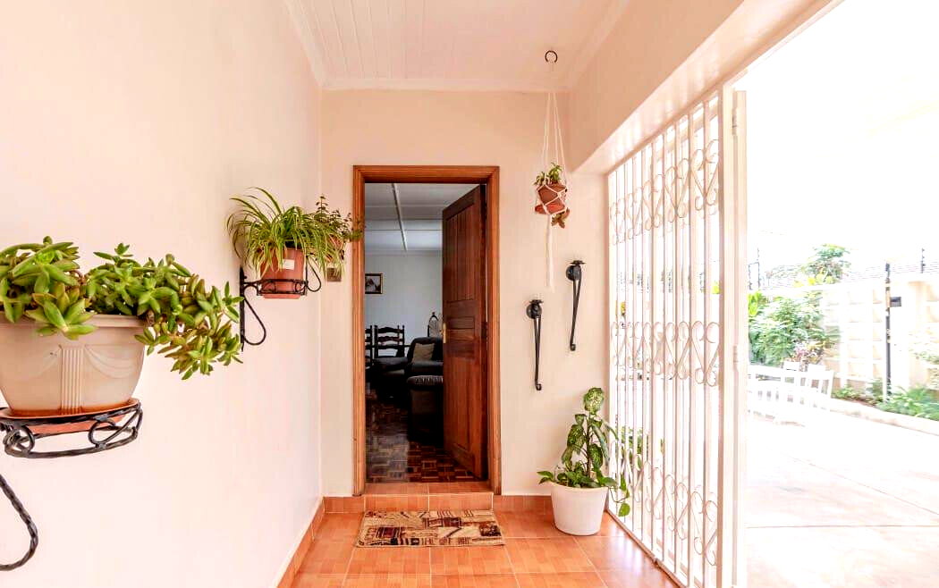 7-Bedroom Family Townhouse with Two Kitchens & DSQ - South C