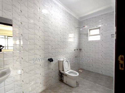 3bdrm Bungalow in Mugutha, Ruiru for sale - Image 16