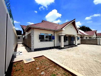 3bdrm Bungalow in Mugutha, Ruiru for sale - Image 2
