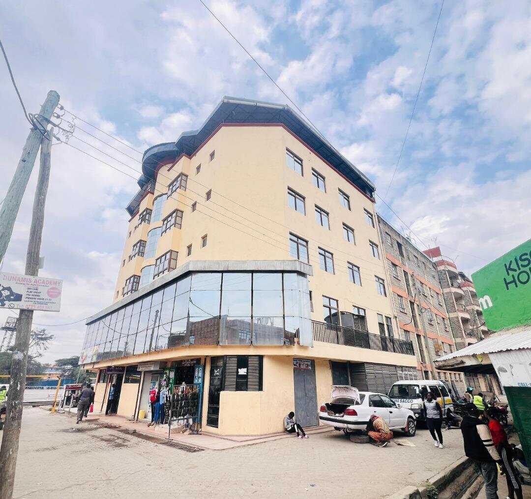 1/8 Acre Commercial Building with Parking