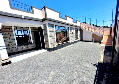50x100 Townhouse with 3BR - KSh 8M