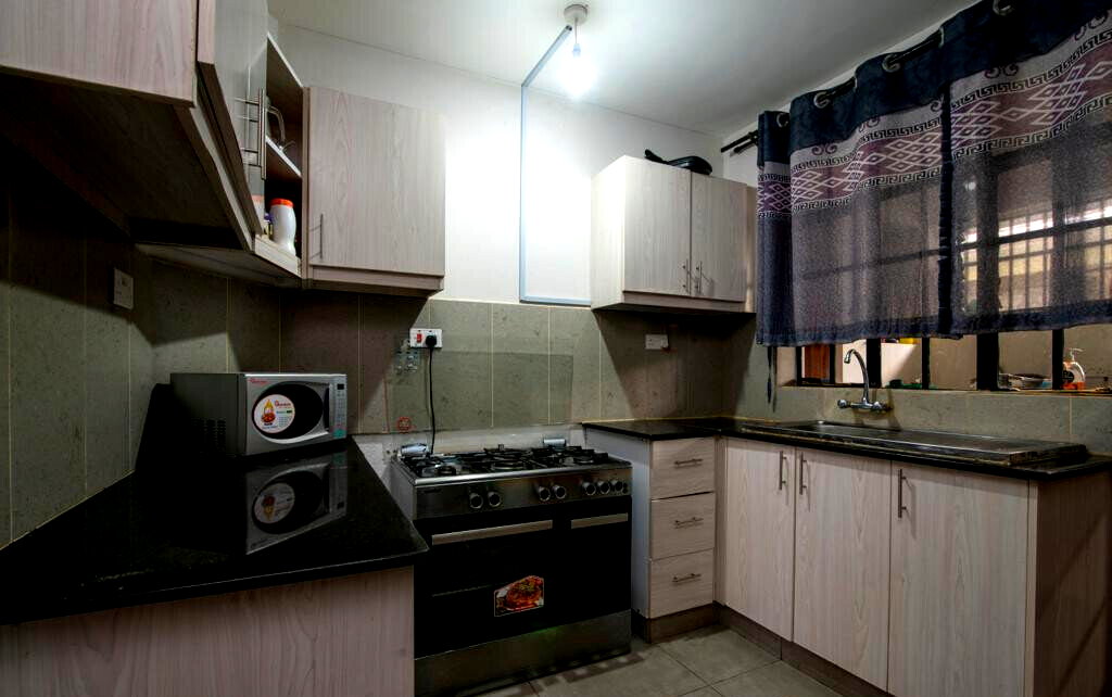 4BR Townhouse with DSQ & Solar Water Heating - Kitengela