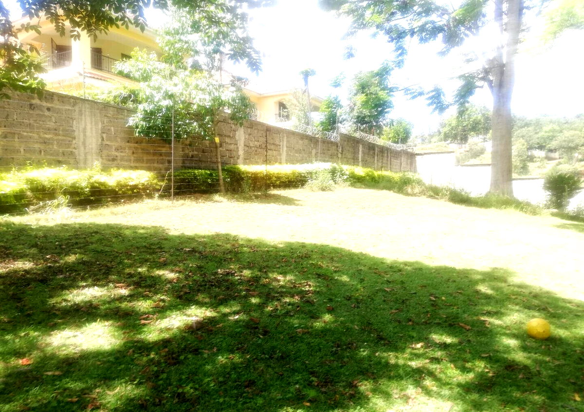 0.84-Acre Development Parcel with Clean Docs - Lavington