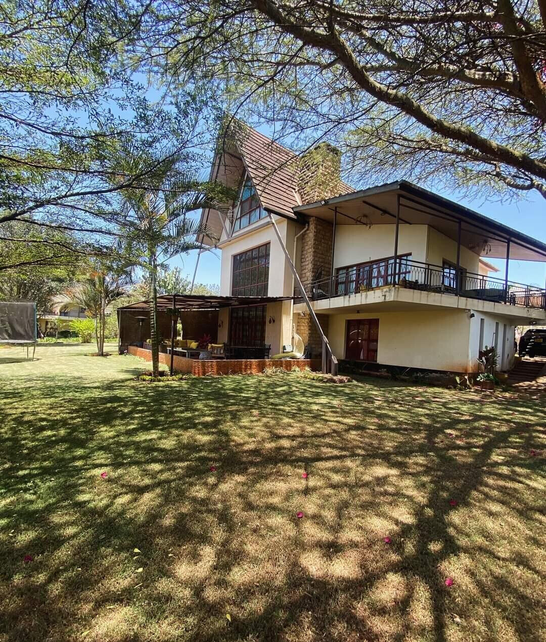 5-Bed Villa with Lake & Clubhouse – Gated Karen Estate