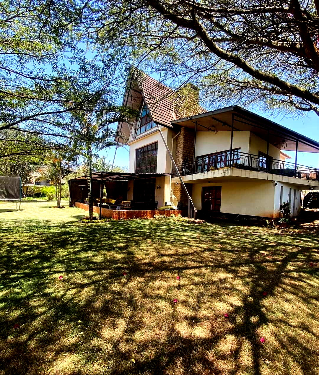 5-Bed Villa with Lake & Clubhouse – Gated Karen Estate