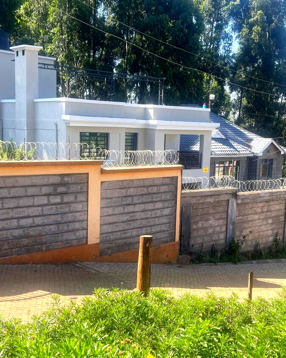 4BR All-Ensuite Monsinett on 40x80 Plot - Banana, Kiambu