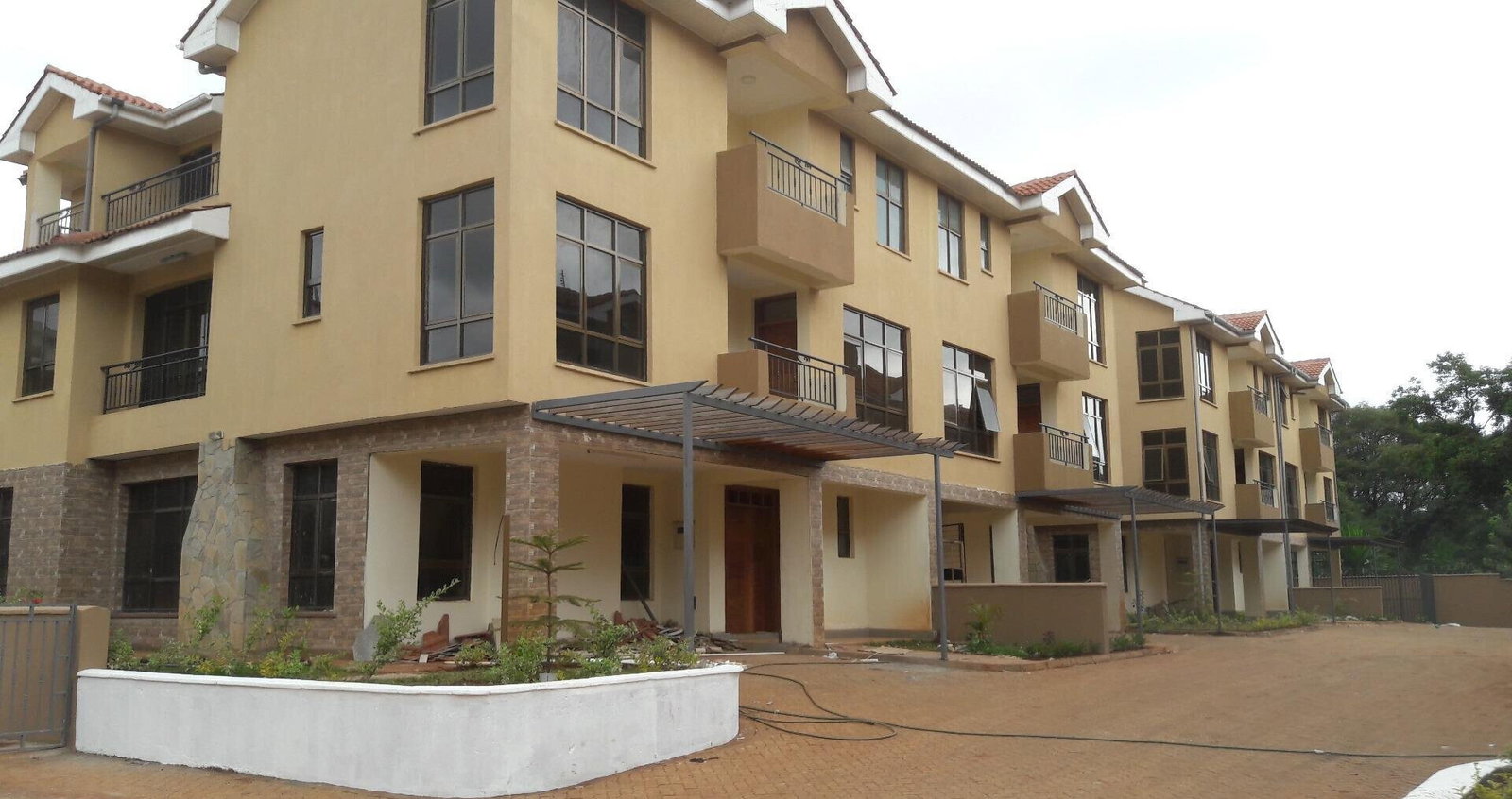 Brand New 5-Ensuite Townhouse with Gym & Pool - Lavington