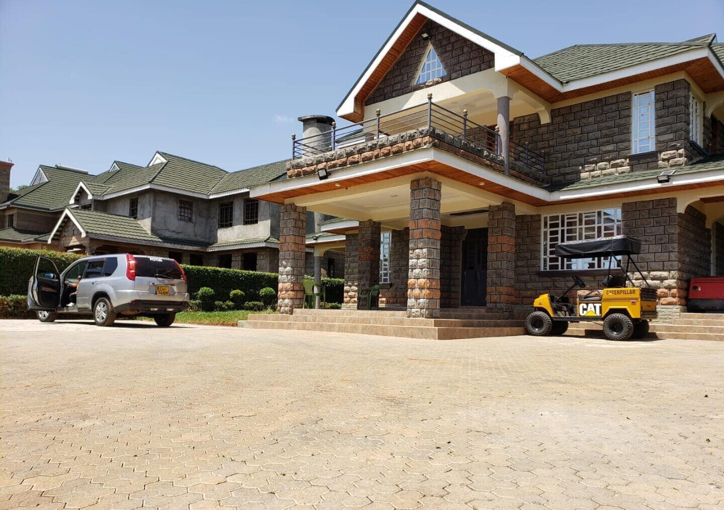 4BR All-Ensuite Townhouse with Guest Wing & DSQ - Thika Greens