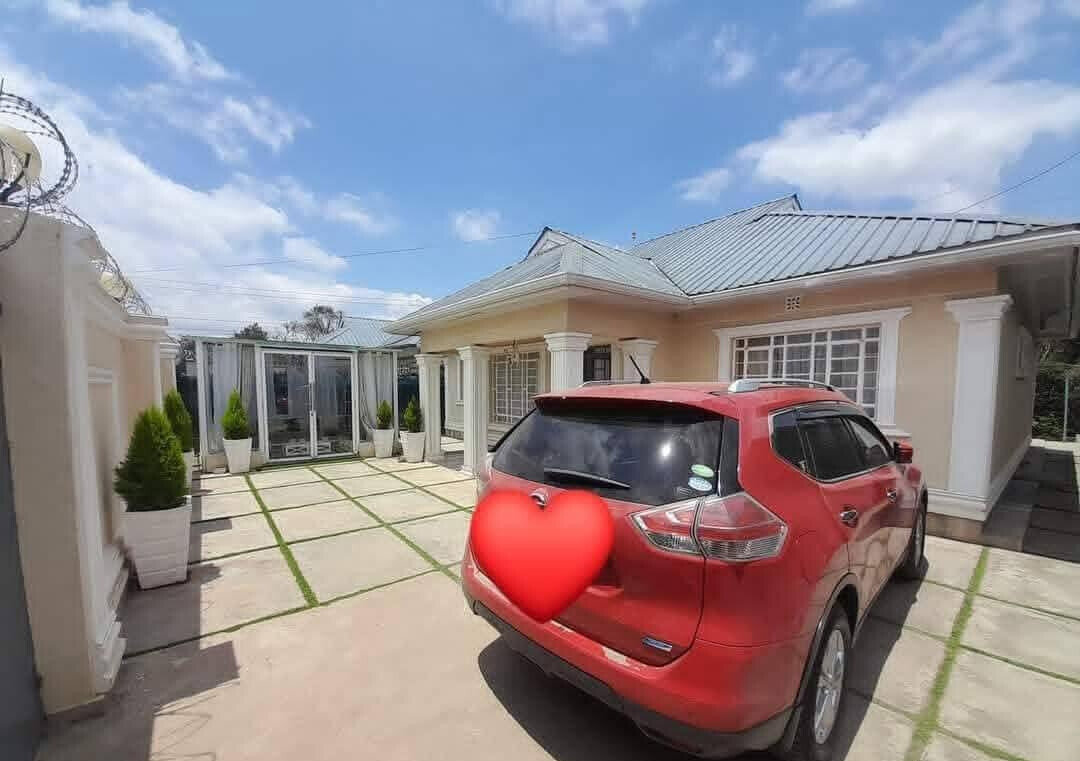 3BR Bungalow Townhouse with Gazebo & Ready Title - Rimpa, Rongai