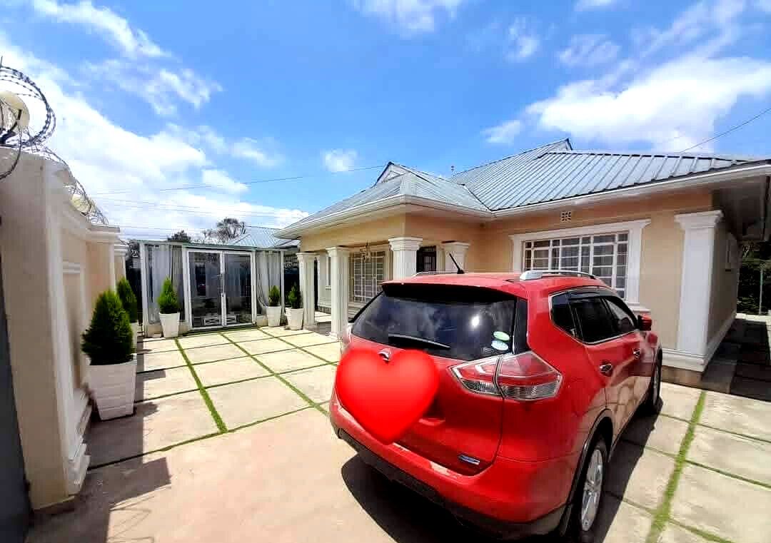 3BR Bungalow Townhouse with Gazebo & Ready Title - Rimpa, Rongai