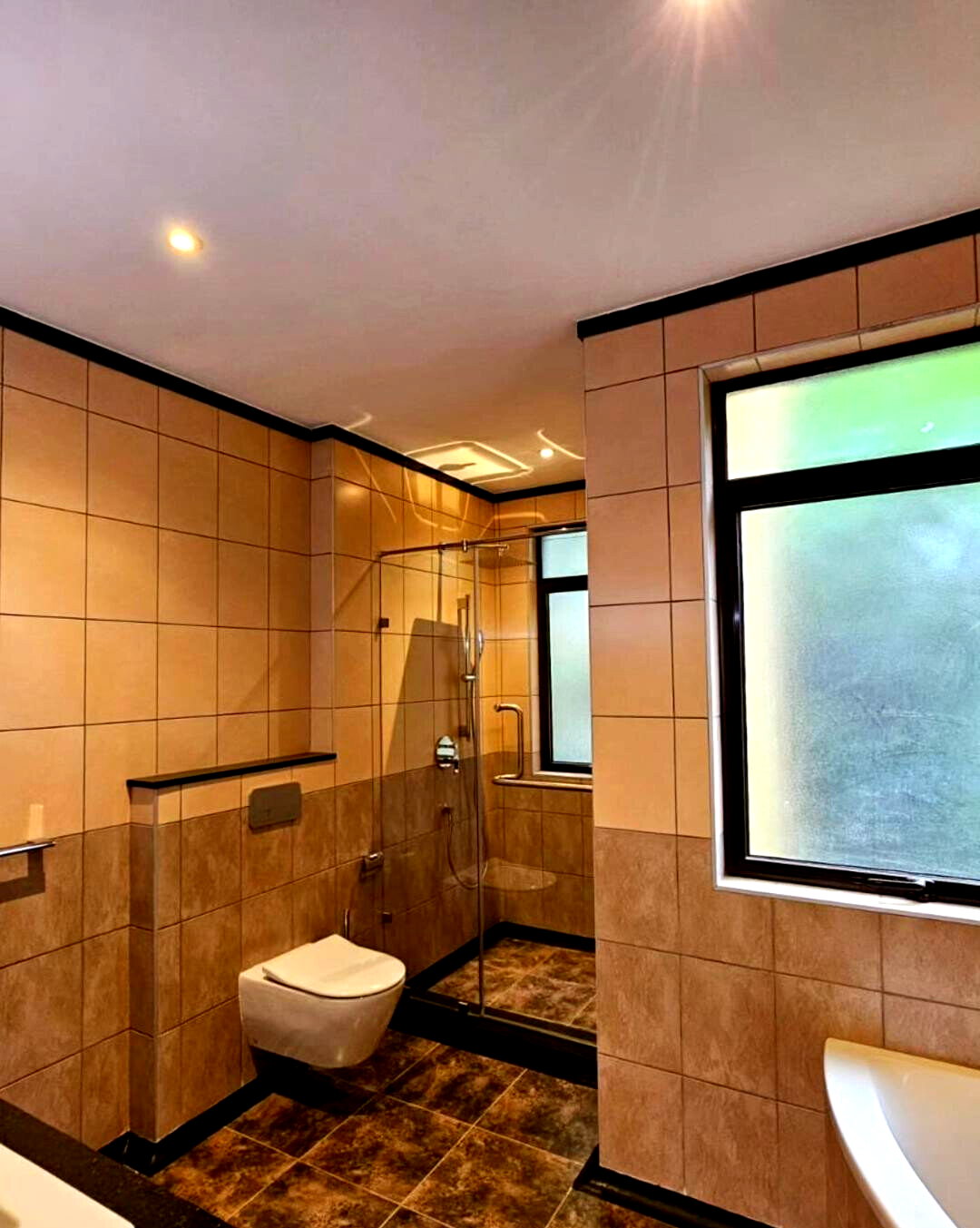 5-Ensuite Townhouse with Rooftop Garden & DSQ - Lavington