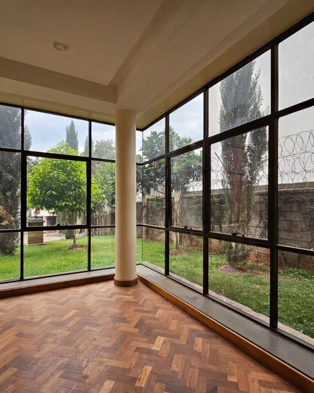 5-Ensuite Townhouse with Rooftop Garden & DSQ - Lavington