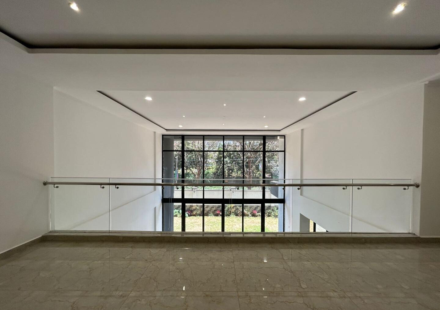 8-Ensuite Penthouse Duplex with Heated Pool & Cinema - Spring Valley