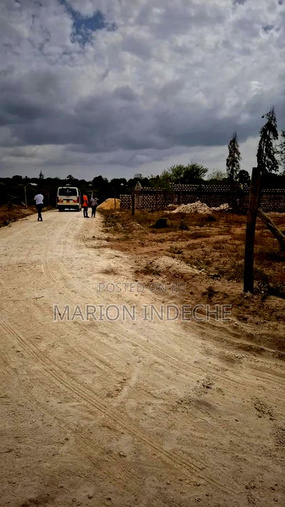 Prime Hidden Gem 50*100ft Plots Selling - Image 1