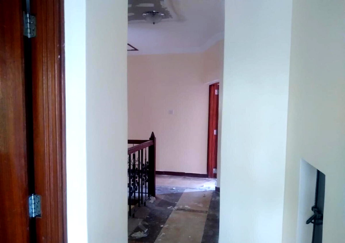 4-Bed Townhouse on Half an Acre - Lang'ata Road, Lavington