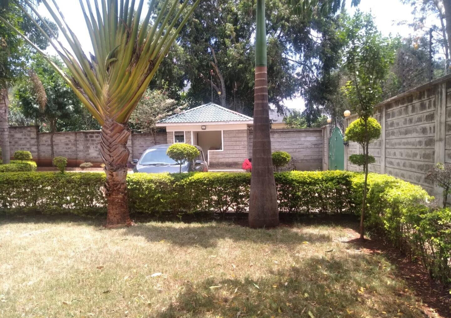 4-Bed Townhouse on Half an Acre - Lang'ata Road, Lavington