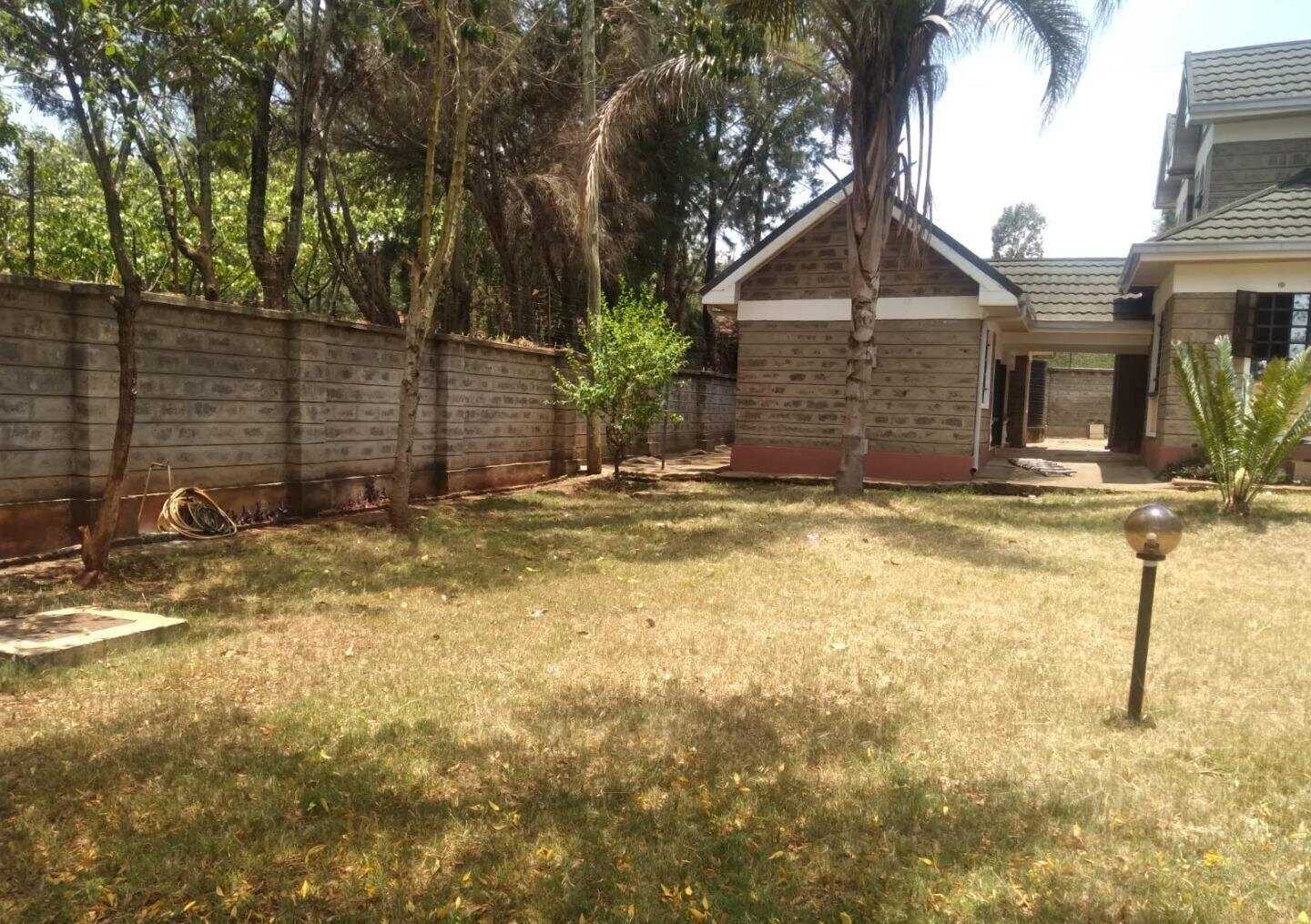 4-Bed Townhouse on Half an Acre - Lang'ata Road, Lavington