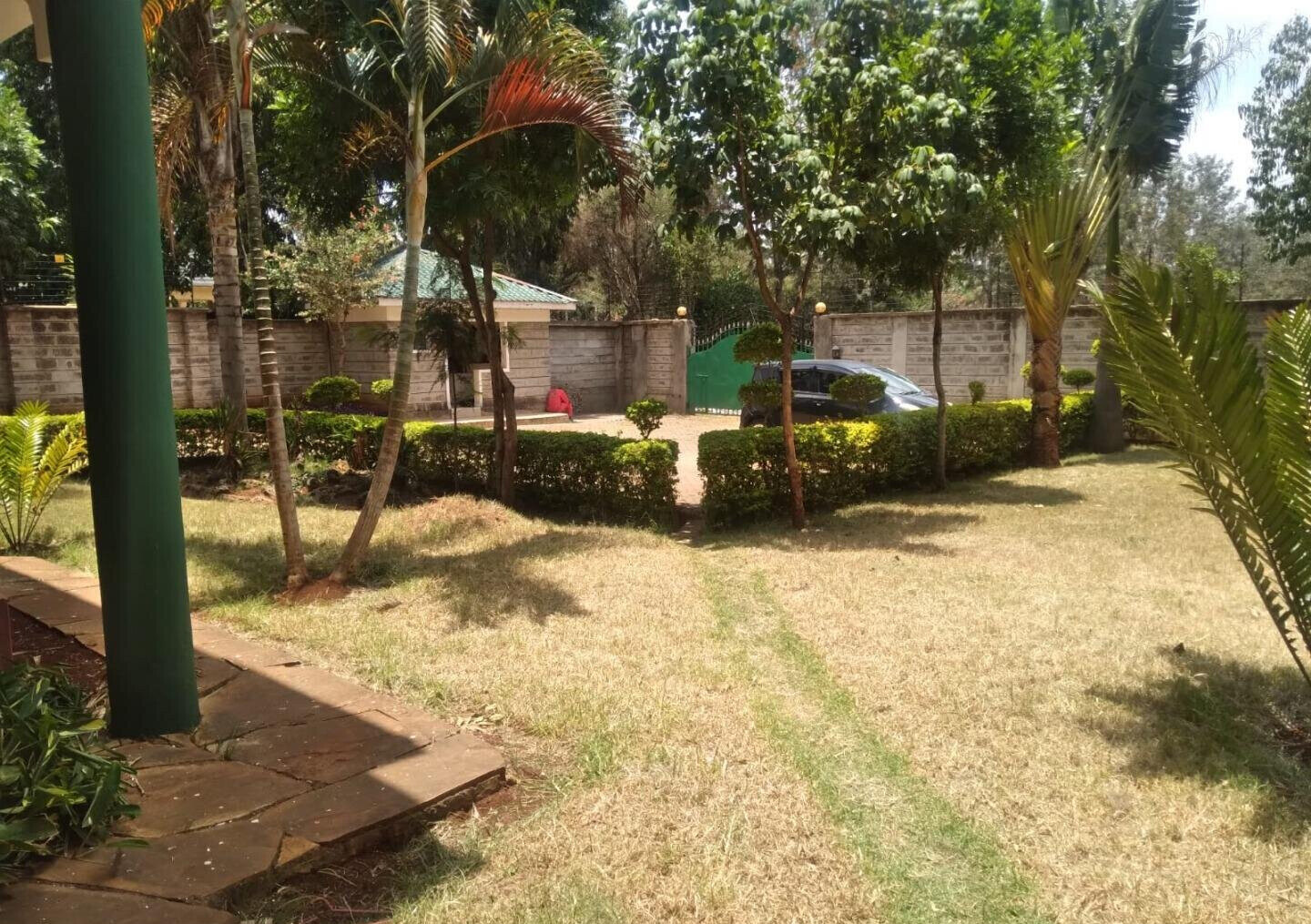 4-Bed Townhouse on Half an Acre - Lang'ata Road, Lavington