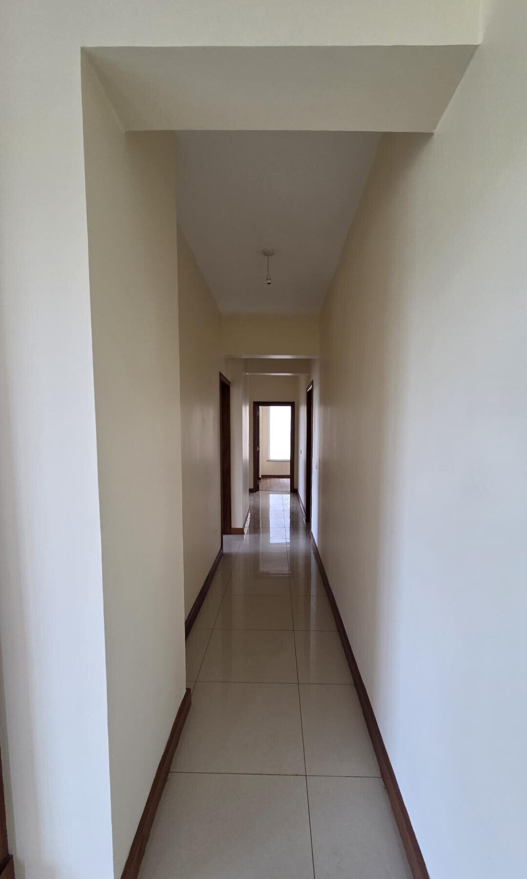 4BR Garden Apartment with Parking