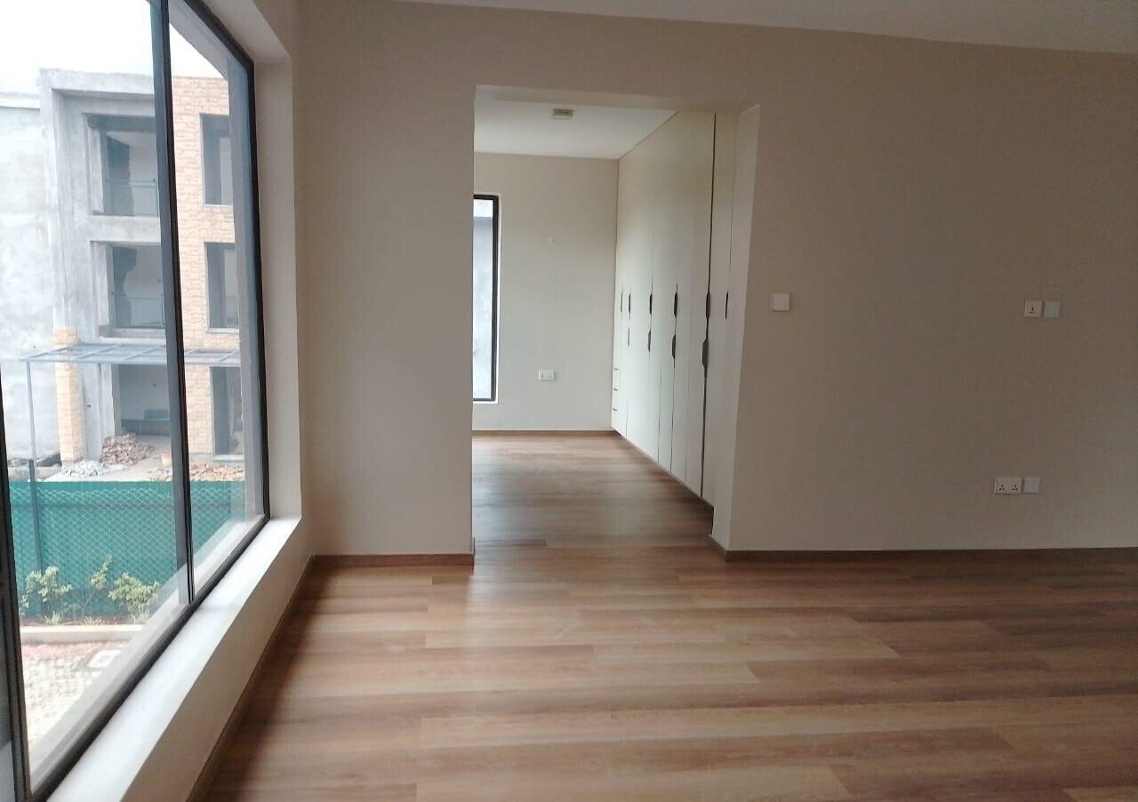 6-Bedroom Villa with Negotiable Price – Karen