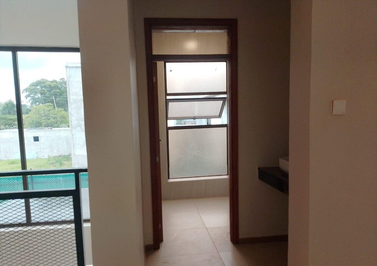 6-Bedroom Villa with Negotiable Price – Karen