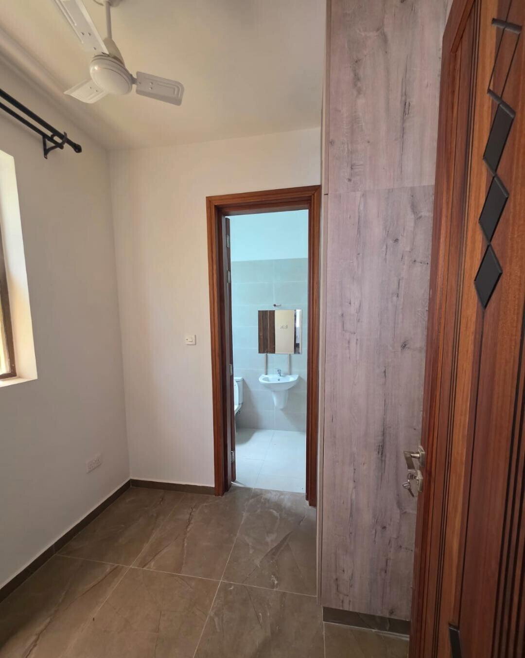 First-Row 3BR All-Ensuite with DSQ & Sea Views - Nyali