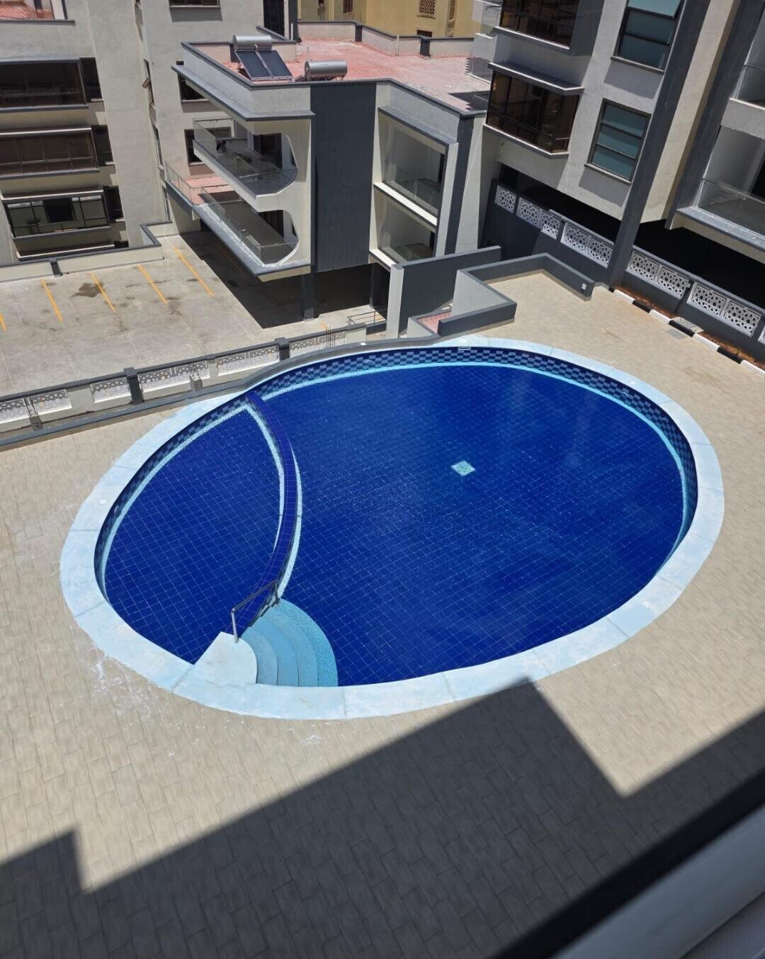 First-Row 3BR All-Ensuite with DSQ & Sea Views - Nyali