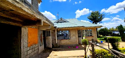 5bdrm Bungalow in Elgonview for sale - Image 2