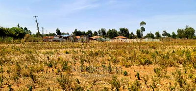 1/4 Plots for Sale in Eldoret Royalton New Tarmac - Image 1